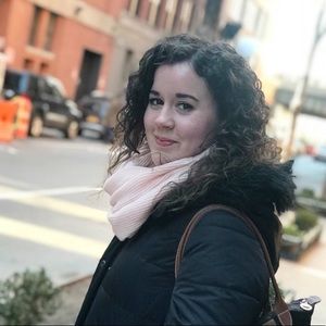 Meet your Posher, Emily